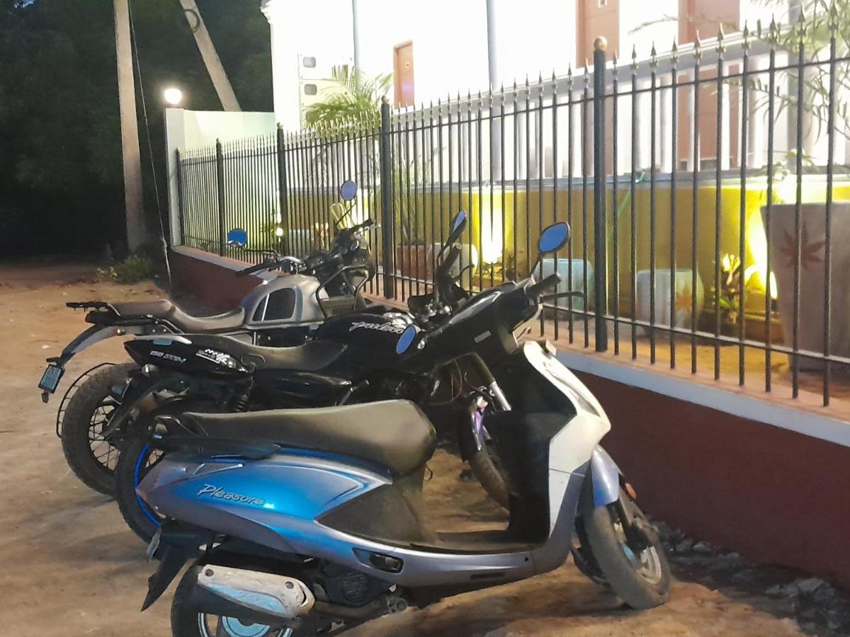Le Poshe Beachview - Tie Hotels & Resorts Pondicherry Exterior foto