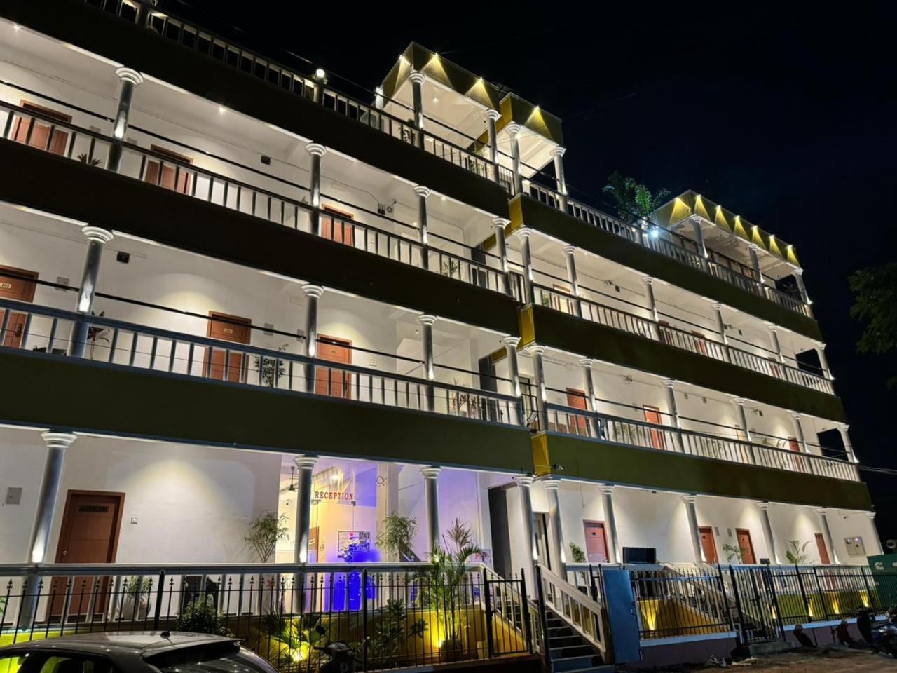 Le Poshe Beachview - Tie Hotels & Resorts Pondicherry Exterior foto